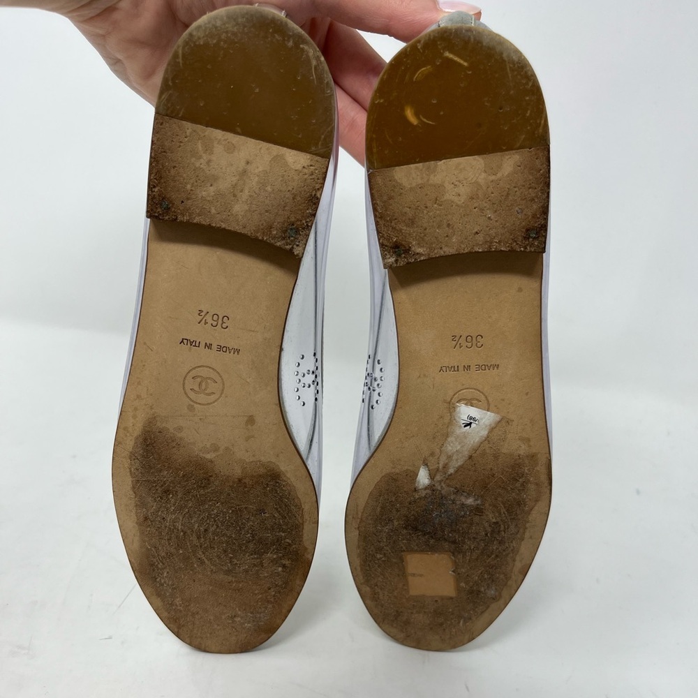 Chanel Interlocking CC Logo Silver Ballet Flat Cap Toe PVC Flat Size 36.5 EU - Picture 7 of 7